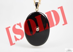 WISIOR Z ONYKSEM ZŁOTO DIAMENT