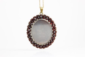 MEDALION  Z GRANATAMI XIX/XXw