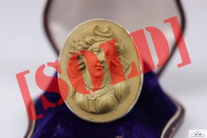 IMPONUJĄCA BROSZKA KAMEA LAWA BOGINI DIANA