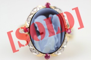 ZŁOTY PIERŚCIONEK ANIOŁ RZEŹBIONY W ONYKSIE R16