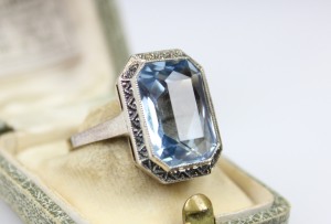 PIERŚCIONEK Z NIEBIESKIM SPINELEM SREBRO ART DECO