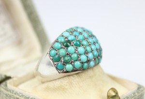 OKAZAŁY PIERŚCIONEK KOPUŁKA Z TURKUSAMI R16