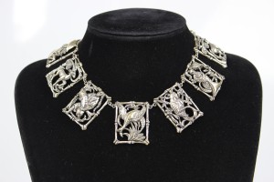 ORIENTALIZUJĄCY NASZYJNIK ART DECO SREBRO 835