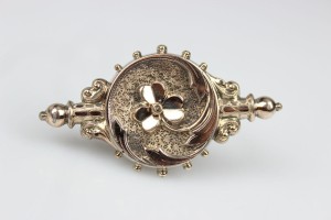 BROSZKA Z KOŃCA XIX WIEKU SREBRO ZŁOCONE